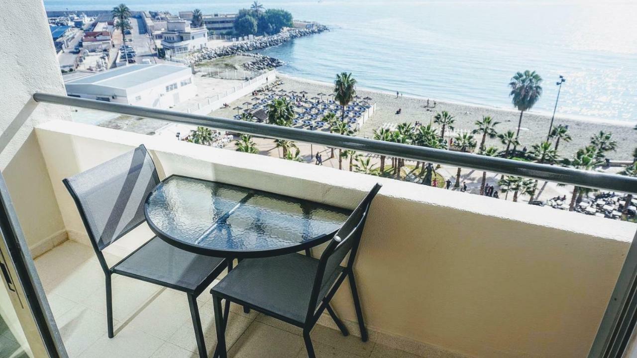 Beachfront Apartment In Fuengirola With Sea Views Kültér fotó